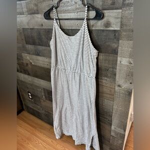 Old Navy Striped dress